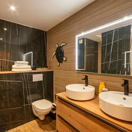 La Grande Evasion - Terrasse Apartman *